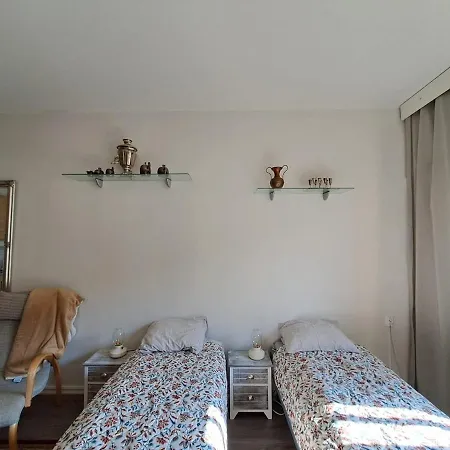 Апартаменты Bright And Spacious In The Vibrant Center *